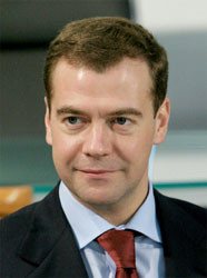 Медведев считает, что «Путин – хороший полицейский» 