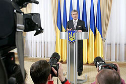 Ющенко предложил сделать гимном Украины «Боже, Украину храни» 