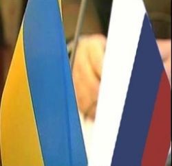 За надругательство над украинским или российским флагом будут садить на два года 