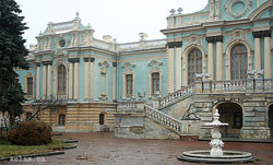 В Мариинском дворце будут туристические экскурсии 