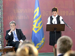 Ющенко попросил Тимошенко показать - о ком она заботится? 
