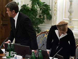 Ющенко нашел три способа, как избавиться от Тимошенко 