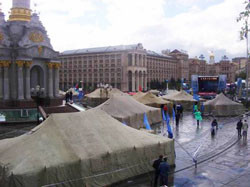 С Майдана исчезнут палатки забастовщиков 