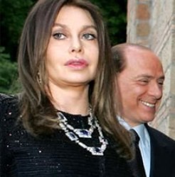 Супруга Берлускони подаёт на развод из-за молодых пассий итальянского премьера 