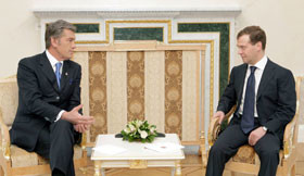 Медведев отказывает Ющенко во встрече 