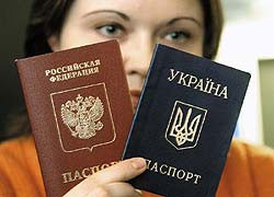 Украинцев с двумя паспортами будут сажать на пять лет 