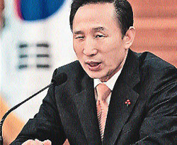 Президент Кореи отдал 80 процентов своего состояния бедным студентам 