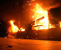 Вчера ночью горел рынок на Борщаговке 