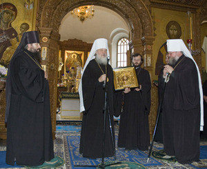 Патриарх Кирилл примирит Восток и Запад в Святых Горах 