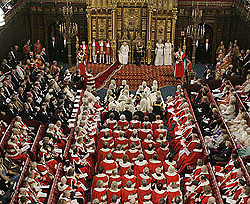 В британском парламенте запретили петь хором во время еды 