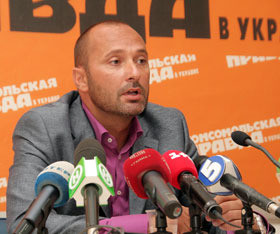 Алексей Пукач отказался от адвоката под давлением? 