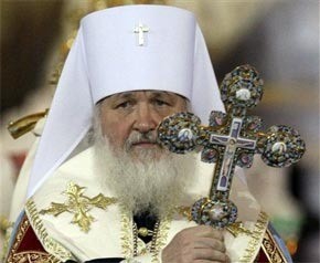 Прихожане охотно раскупают книгу Патриарха Кирилла «Слово пастыря»  