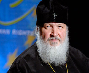 В Донецке Патриарх раздавал верующим иконы 