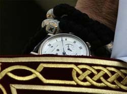 Дорогущие элитные часы Патриарха Кирилла - это такая форма смирения 