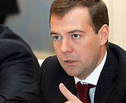 Дмитрий Медведев пообещал помочь украинским ветеранам 