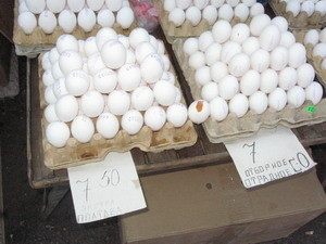 Куриные яйца продают по рекордной цене 