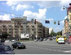 Площадь Льва Толстого могут переименовать в честь Народного Руха 