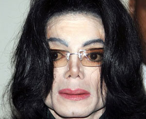 Майкла Джексона похоронят в день его рождения 