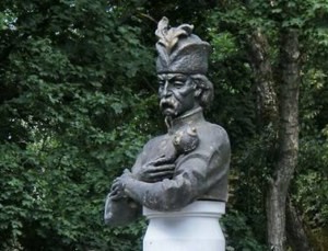 В Украине поставили первый памятник Мазепе 
