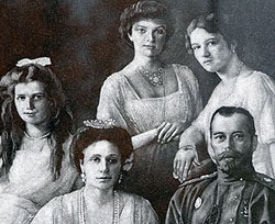 Бриллианты семьи Романовых спрятали в шоколад, чтобы вывезти из страны  