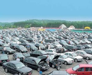 В Украине продали на 70% меньше машин, чем в прошлом году 