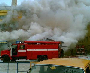 Пожар на Славянском рынке потушен: пострадали 6 человек  