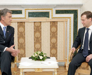 Саммит глав стран СНГ в Кишиневе: Медведев не хочет встречаться с Ющенко 