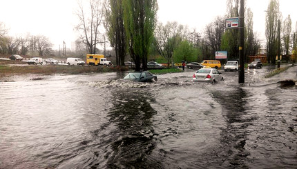 Ливень затопил Киев