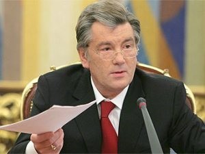 Виктор Ющенко встречался с и.о. президента Михаем Гимпу 