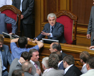 Спикер ВР Владимир Литвин: «Трудящимся надо поднять зарплаты, а депутатам - урезать» 