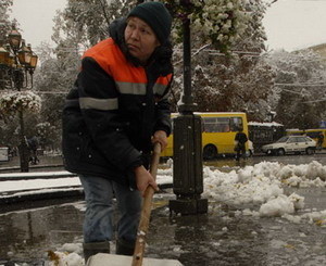 Из-за снегопада в Западной Украине половина Львова осталась без воды  