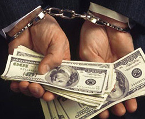 Мэра города Боярка поймали на взятке в 26 тысяч долларов  