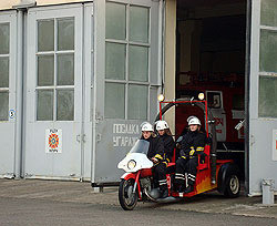 В Харькове сконструировали пожарный мотоцикл 