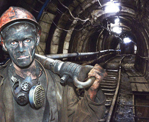 Спасены трое шахтеров, которые были замурованы под землей 8 дней  