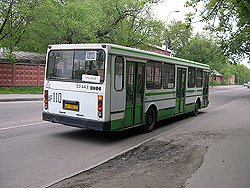 Коммунальные автобусы в Киеве хотят сделать коммерческими маршрутками 