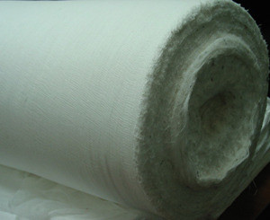 В Луганск завезли марлю, из которой получится сшить 800 тысяч повязок 