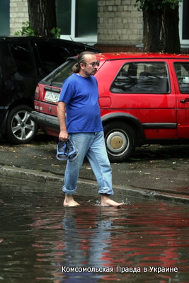 Фотозарисовки: Киев после дождя