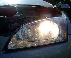 ГАИ просит водителей включать ближний свет фар даже днем 