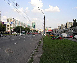Над проспектом Победы выроют пешеходный переход 