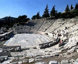 В Греции собираются восстановить древнейший театр в мире  