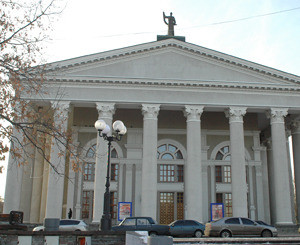 Донецкие театры стали национальными 