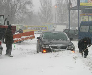 Синоптики объявили штормовое предупреждение: погода ухудшится практически по всей Украине 