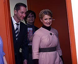 Тимошенко считает, что ее с Ющенко и Януковичем рассудит история 