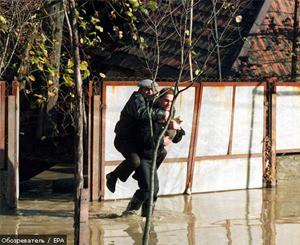 Наводнение в Закарпатье взято под правительственный контроль  