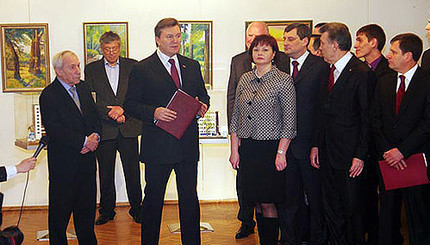 В Одессе Януковича сопровождали все одесские ВИПы