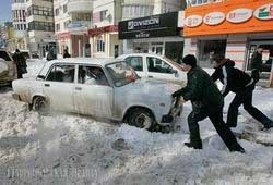 Киев справится со снежными заносами до Нового года 