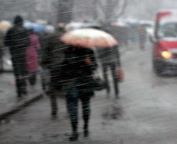Завтра в Киеве будет снег, гололедица и мороз 