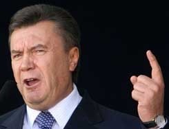 Янукович торжествует над 