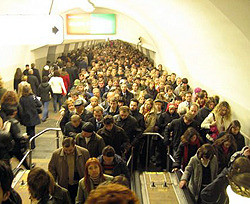 В переходе киевского метро возникла давка из-за митинга под ЦИК 