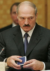Александр Лукашенко наводит порядок интернете 